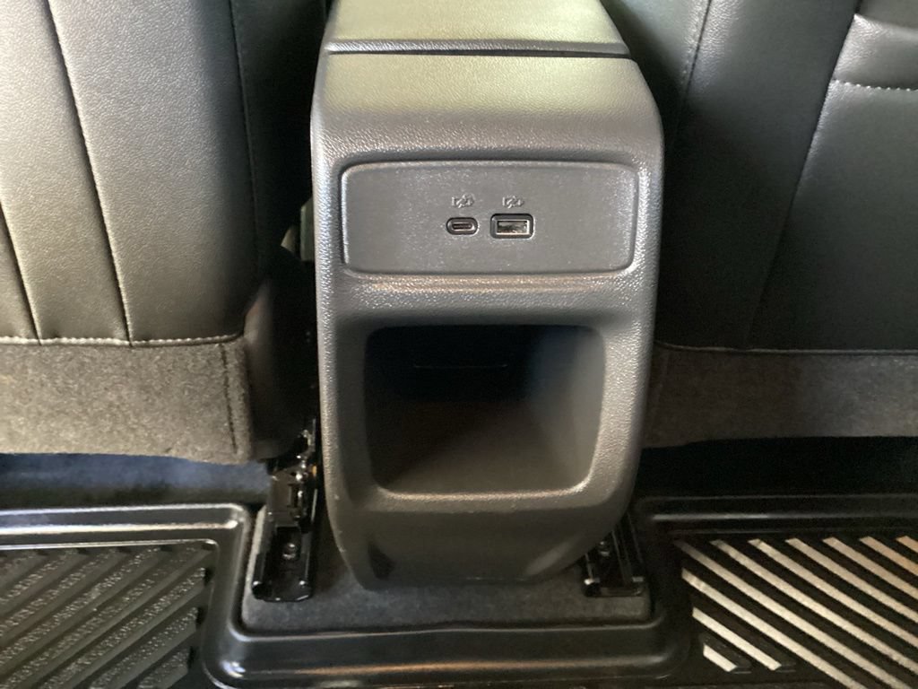 Used 2026 Chevrolet Trax RS FWD image 43