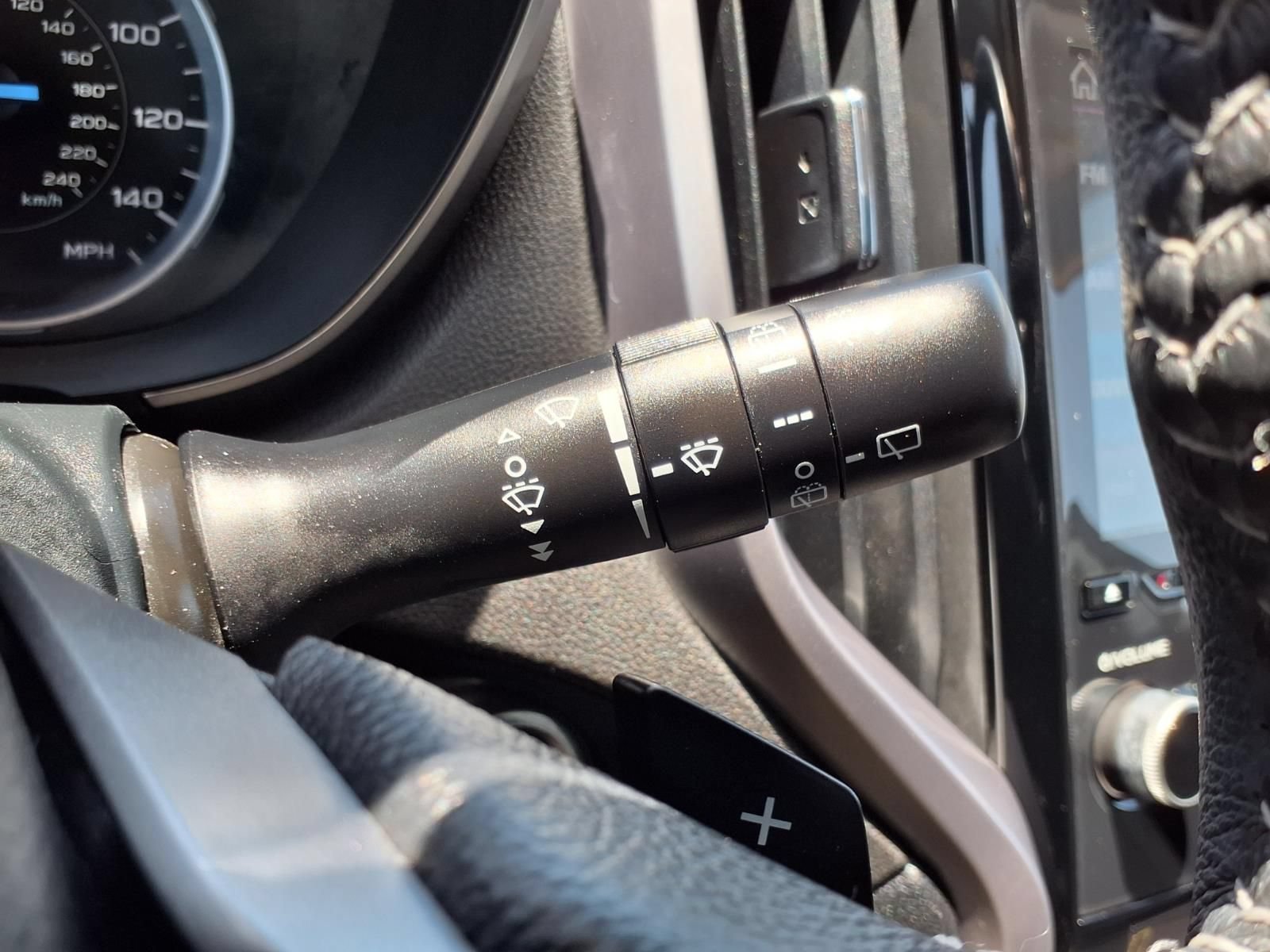 Used 2020 Subaru Ascent Limited w/ Technology Package AWD/4WD image 19