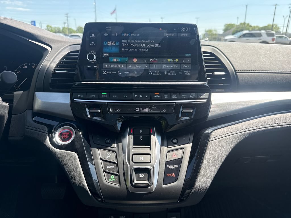 New 2026 Honda Odyssey Touring image 15