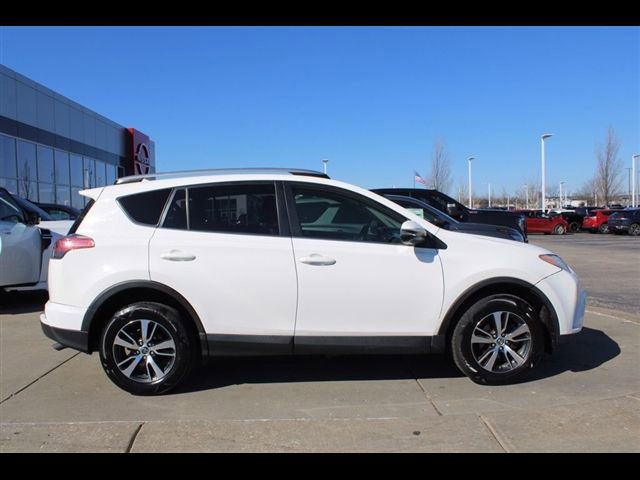 Used 2018 Toyota RAV4 XLE w/ Plus Extra Value Package AWD/4WD image 6