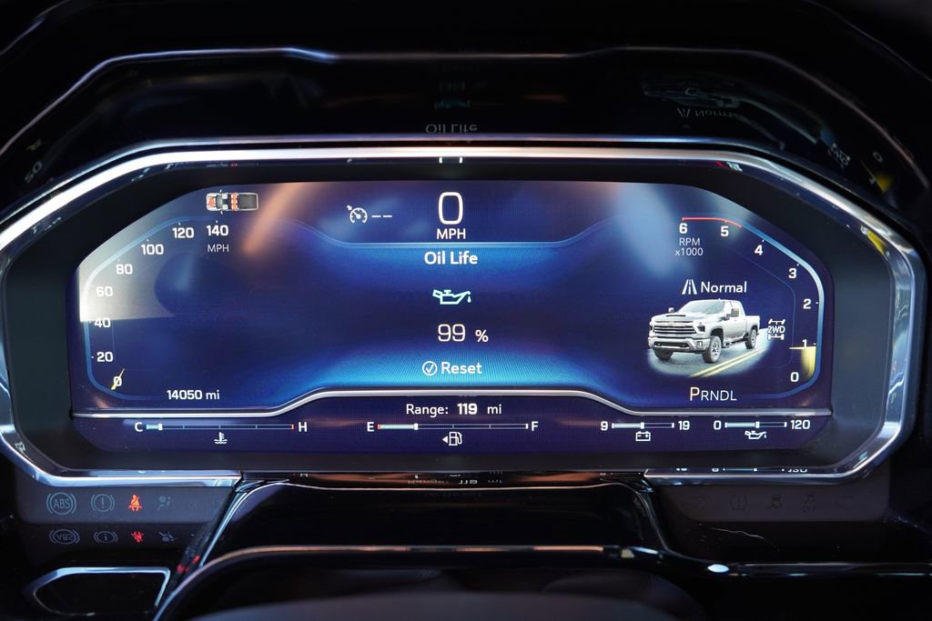 Certified 2025 Chevrolet Silverado 2500 LT w/ Convenience Package image 31