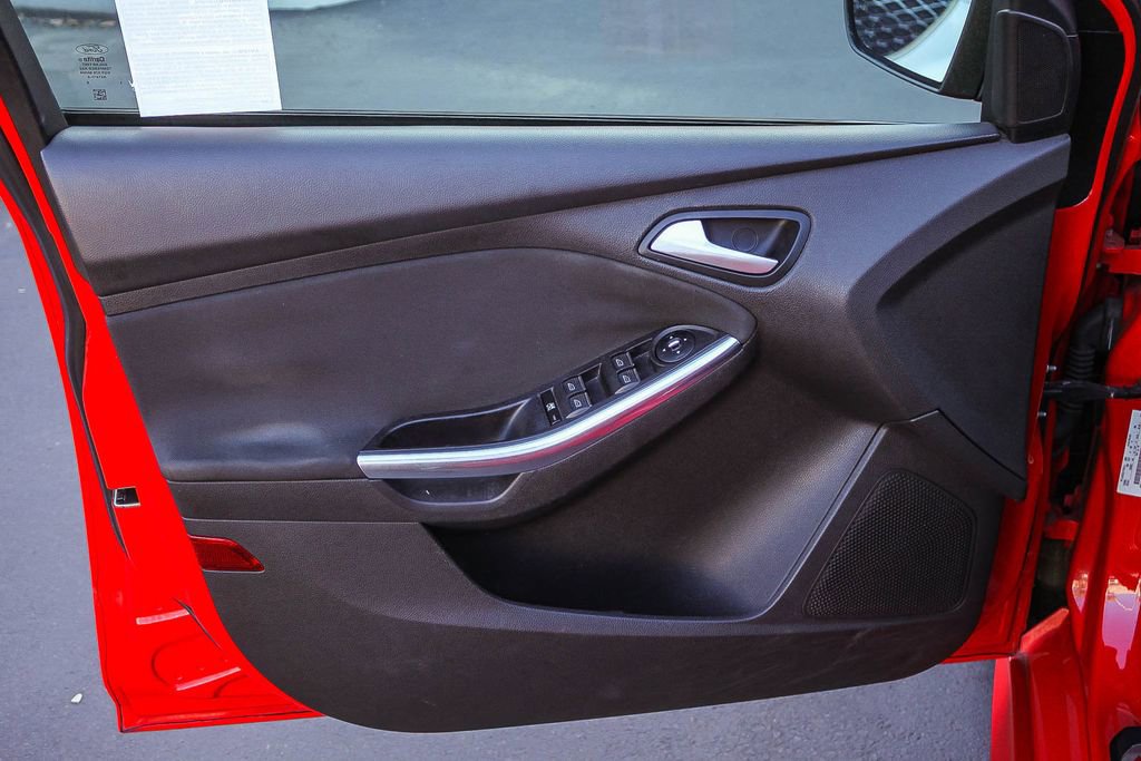 Used 2013 Ford Focus ST FWD image 26