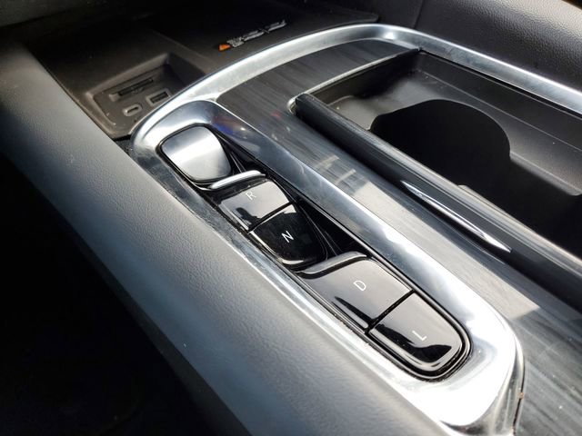 Used 2024 Buick Enclave Premium image 15