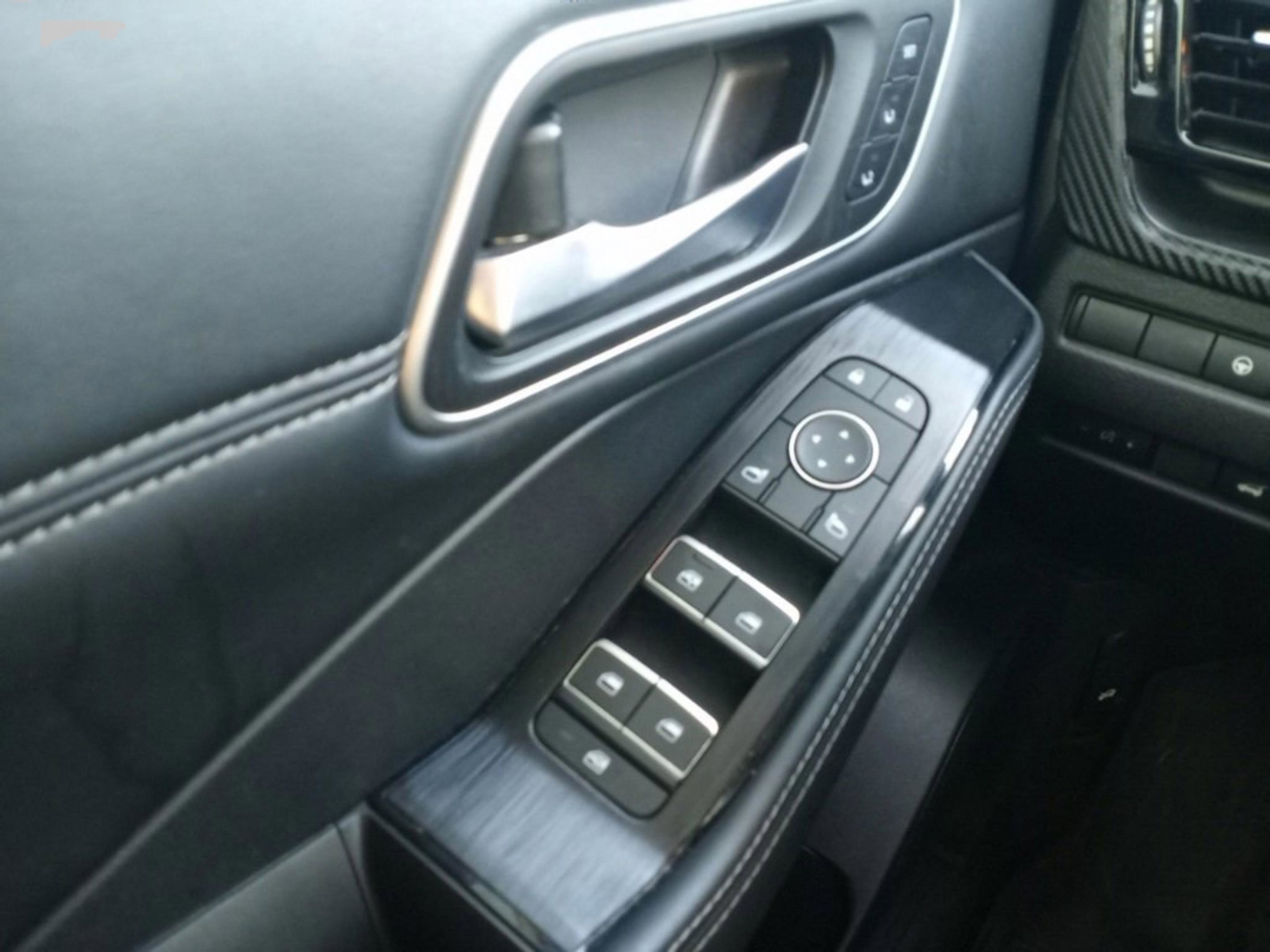 Used 2021 Nissan Rogue SL w/ Premium Package image 10