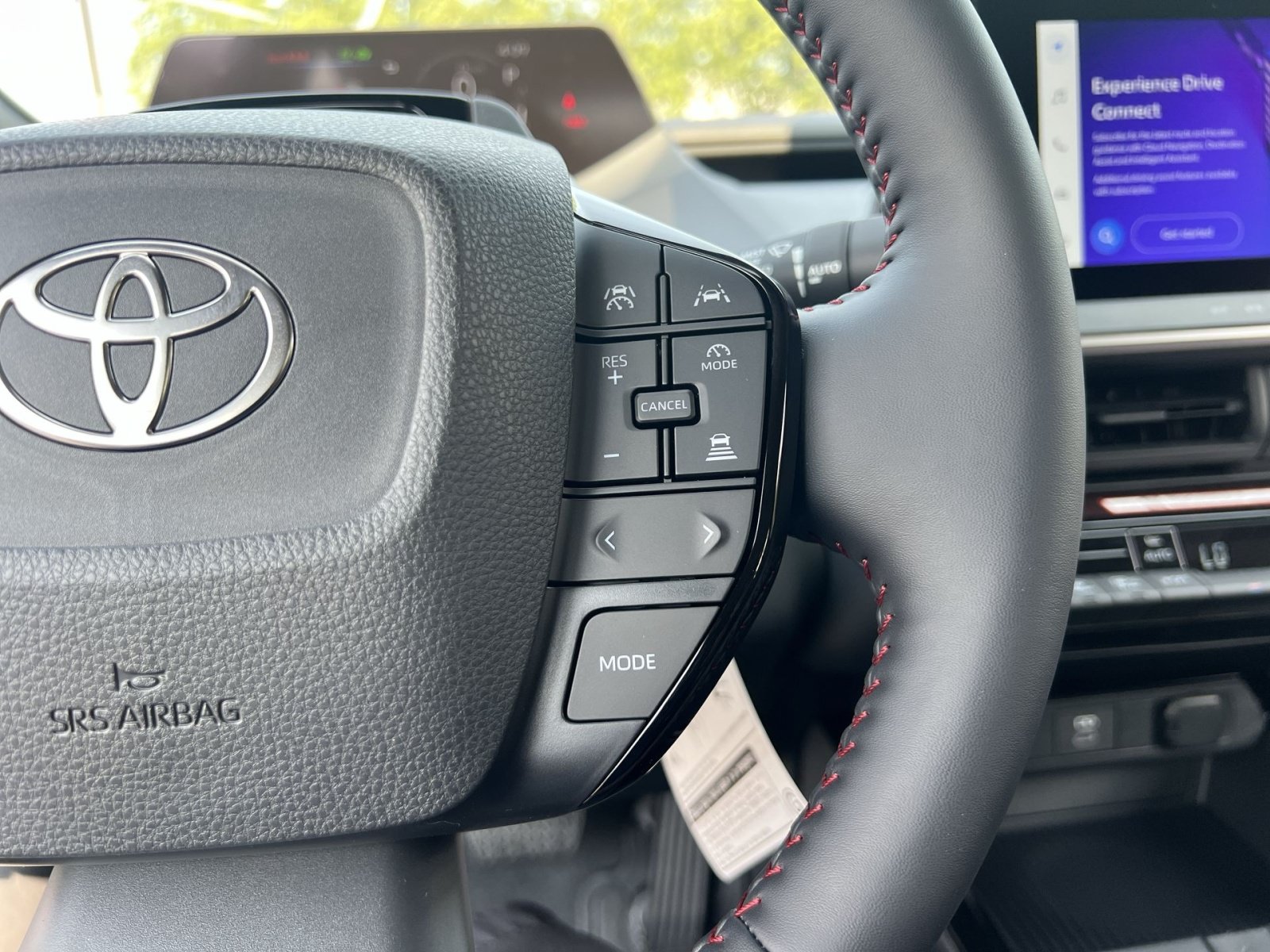 New 2026 Toyota Prius Plug-In Hybrid FWD image 24