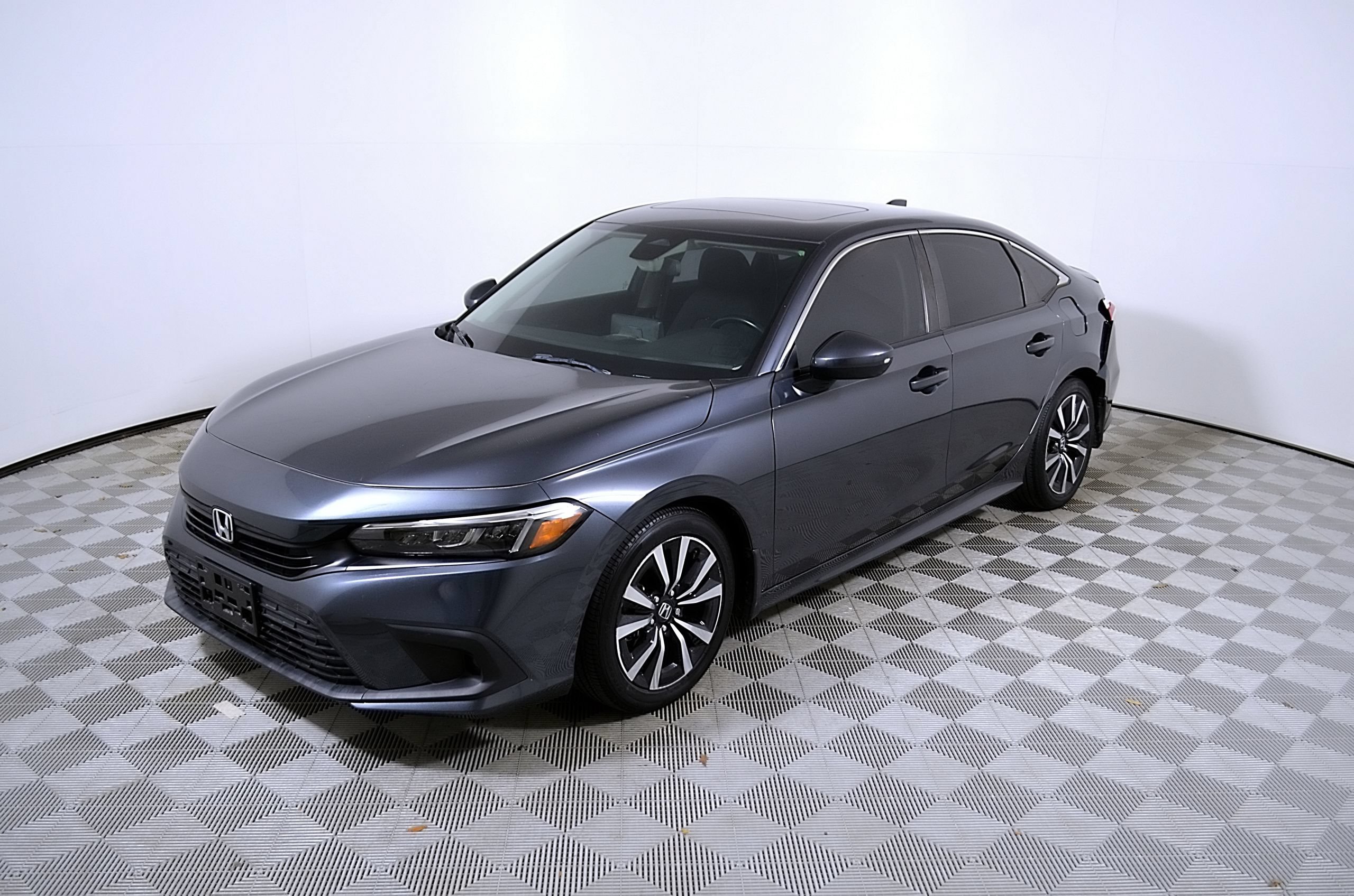 Used 2024 Honda Civic EX image 4