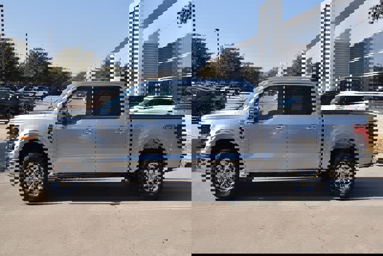 Used 2025 Ford F150 XLT w/ Equipment Group 301A Standard image 12