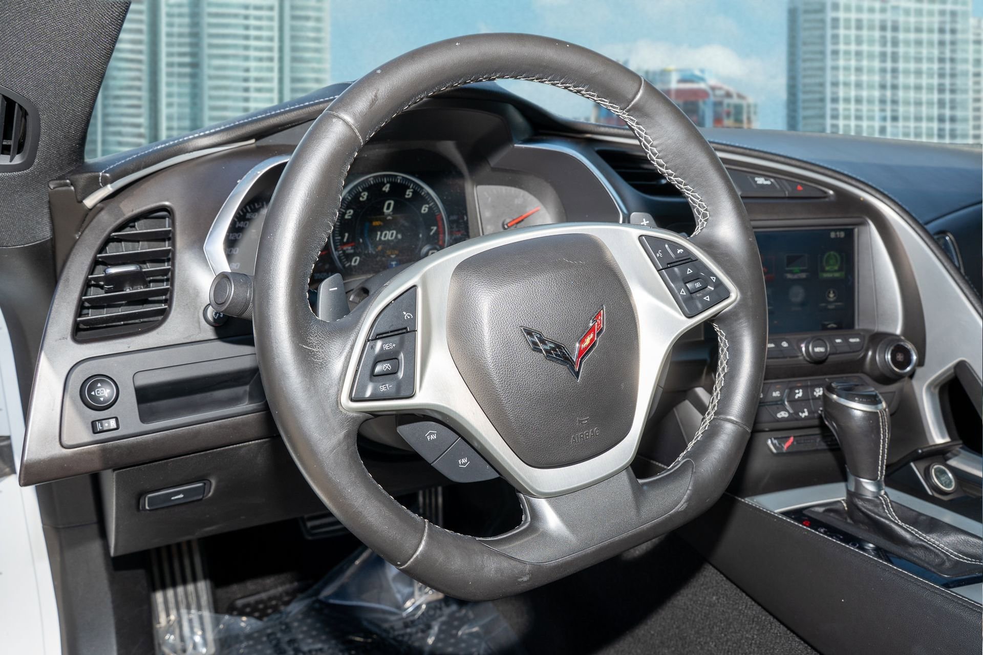 Used 2019 Chevrolet Corvette Stingray Coupe w/ 1LT image 14