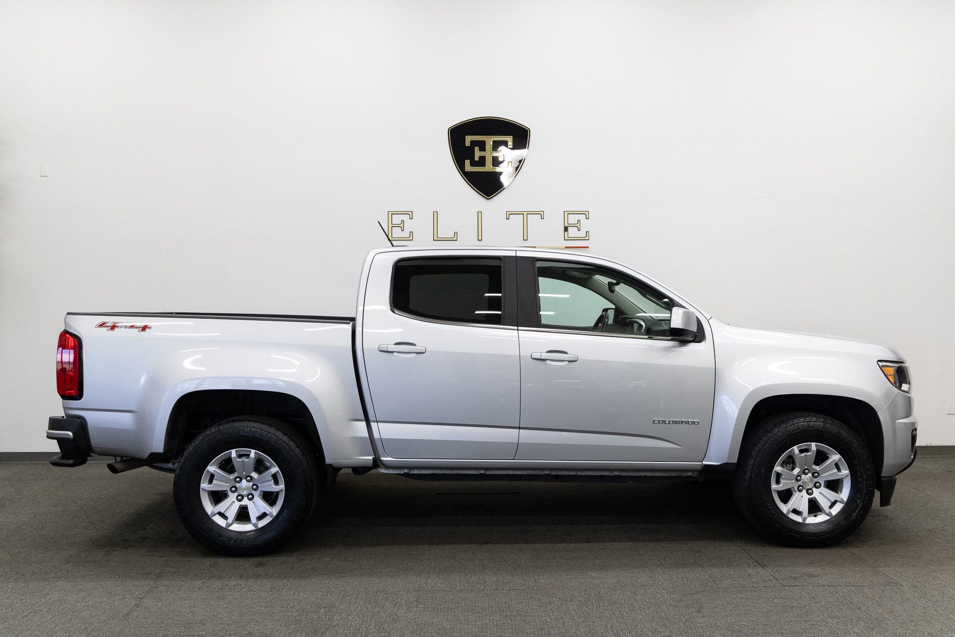 Used 2016 Chevrolet Colorado LT AWD/4WD image 10