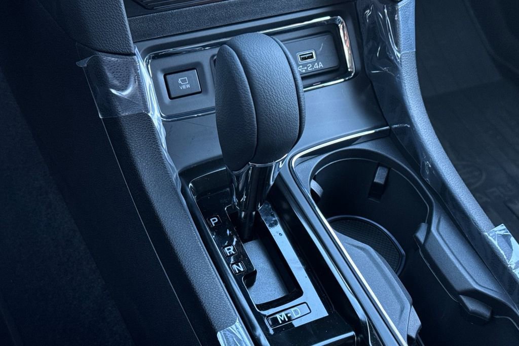 Used 2025 Subaru Ascent Bronze Edition w/ Onyx Package image 24