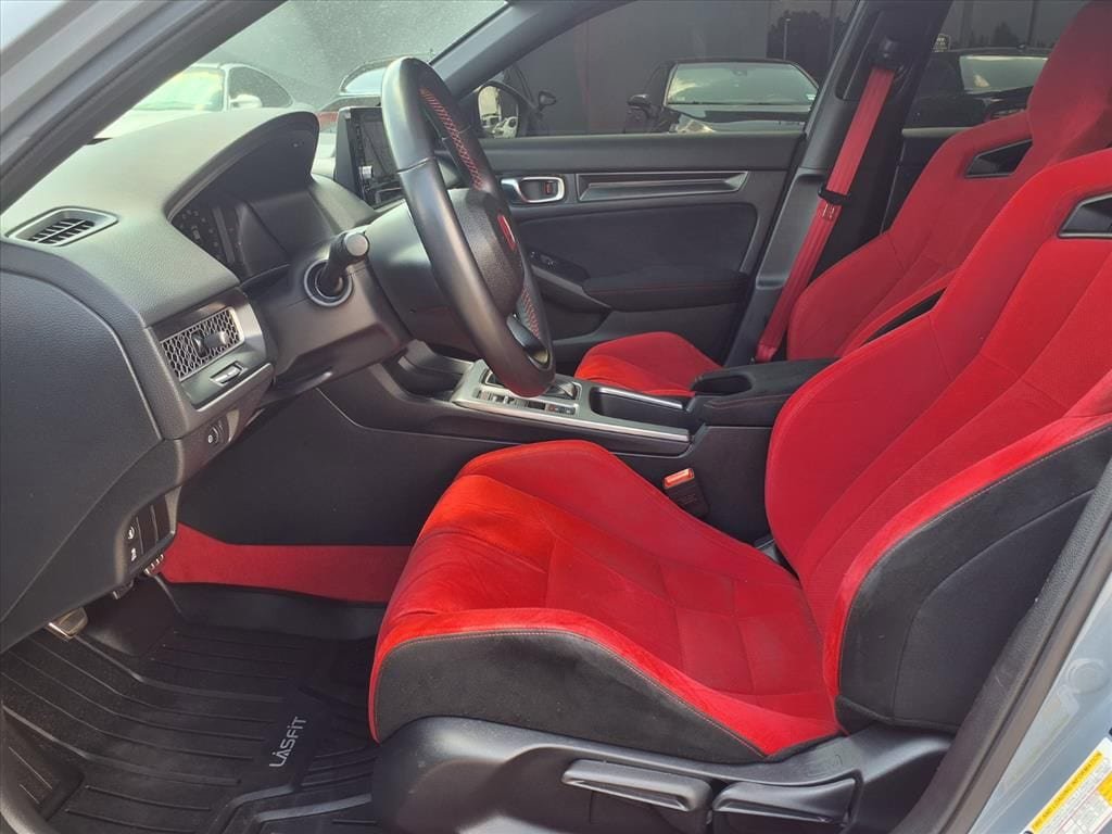 Used 2024 Honda Civic Type R image 11