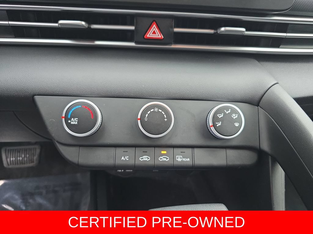 Certified 2026 Hyundai Elantra SE FWD image 21
