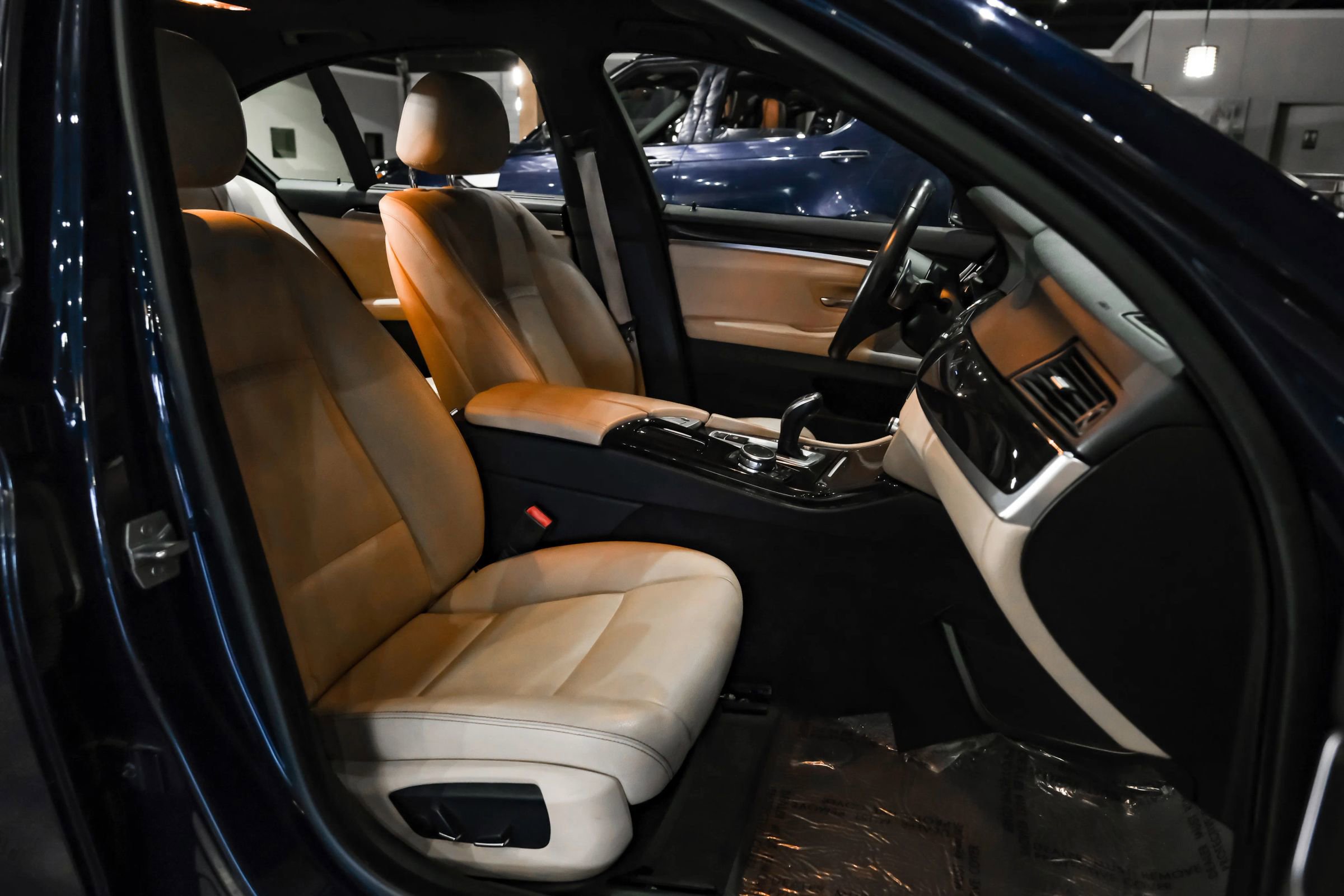 Used 2016 BMW 528i Sedan image 32