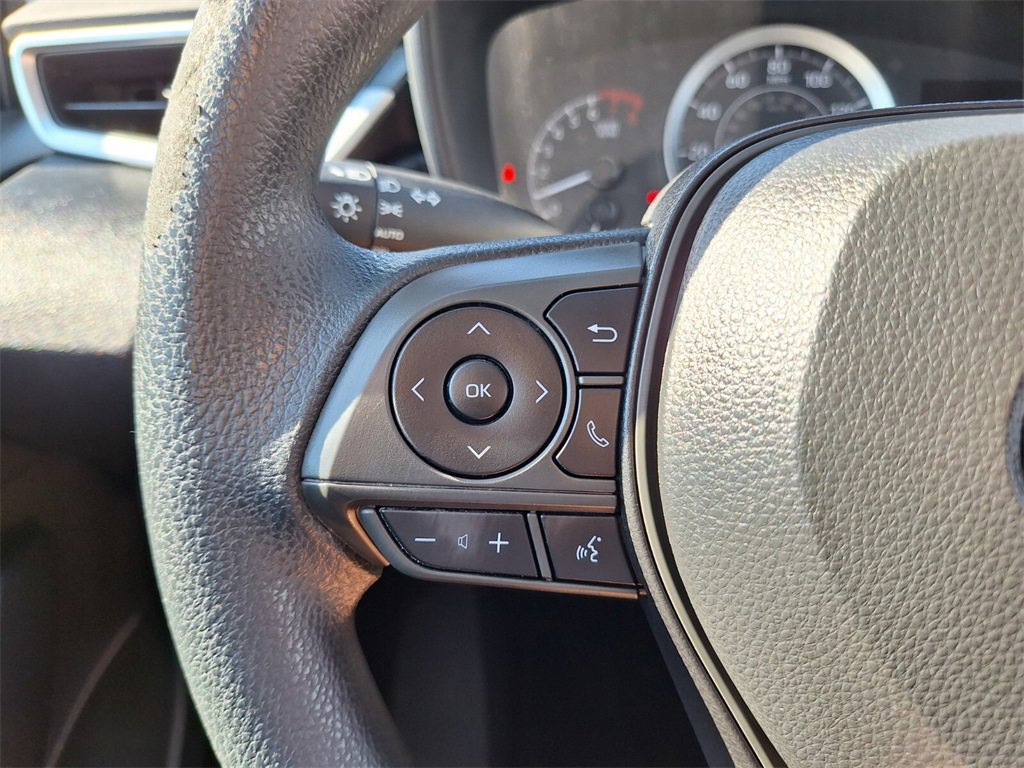 Used 2021 Toyota Corolla LE image 16