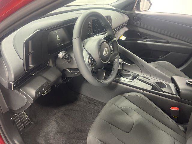 New 2026 Hyundai Elantra Sport image 9
