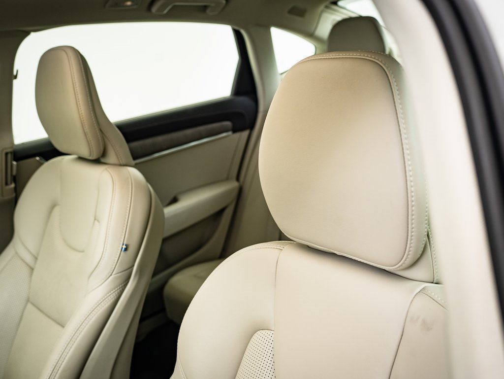 Used 2024 Volvo S90 T8 Ultimate image 21