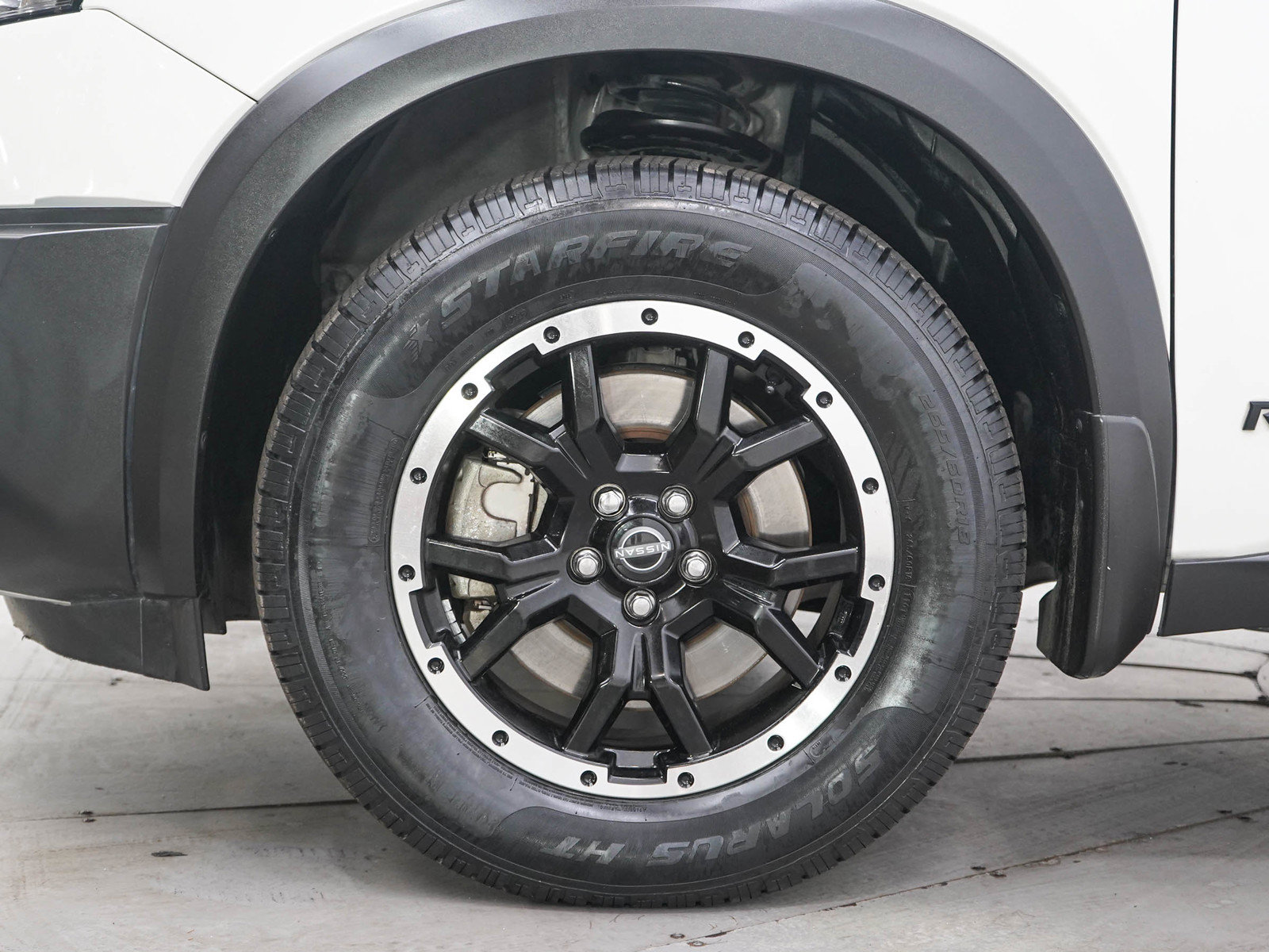 Used 2024 Nissan Pathfinder Rock Creek AWD/4WD image 29