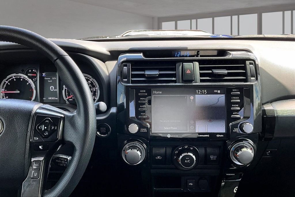 Used 2022 Toyota 4Runner TRD Off-Road Premium AWD/4WD image 6