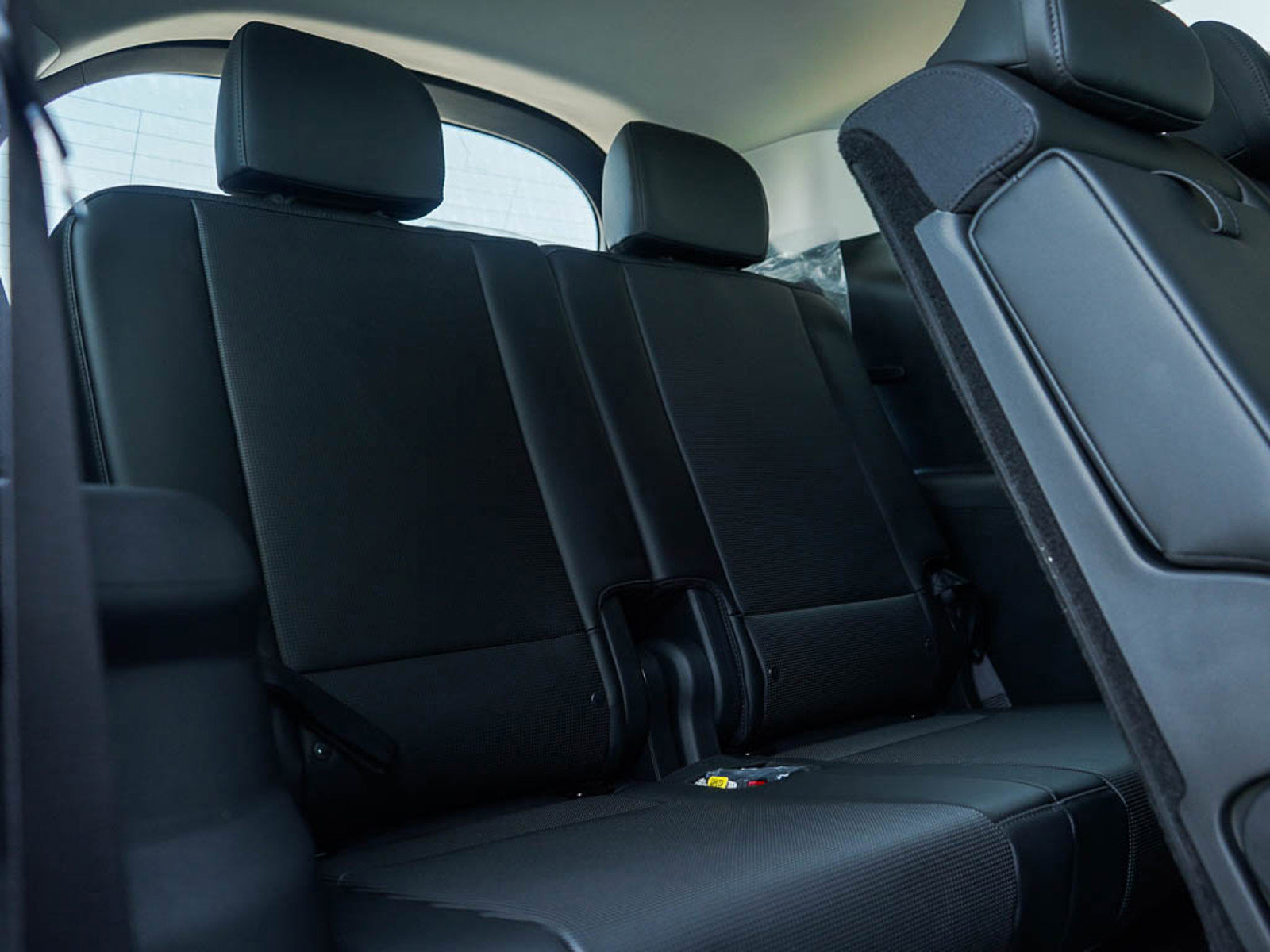 New 2026 Hyundai Ioniq 9 SEL image 14