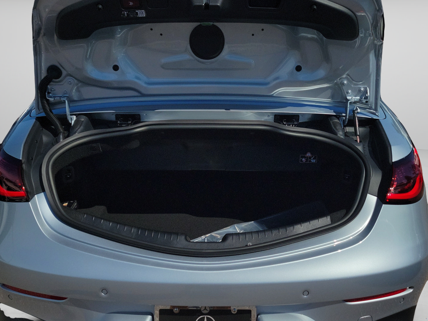 New 2027 Mercedes-Benz CLE 450 4MATIC Cabriolet image 6