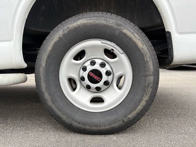 Used 2024 GMC Savana 2500 w/ Driver Convenience Package image 19