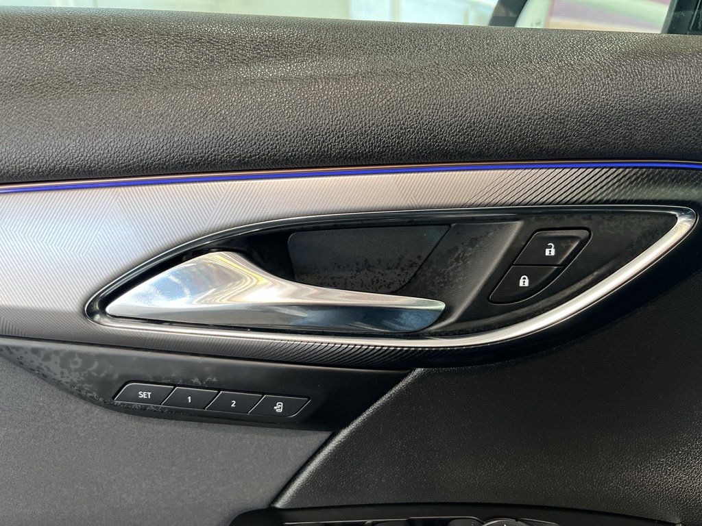 Used 2025 Buick Envision Sport Touring image 30