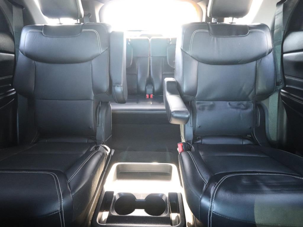 Used 2020 Ford Explorer ST w/ ST Street Pack image 9