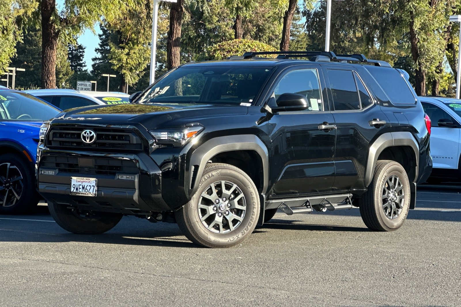 Used 2025 Toyota 4Runner SR5 AWD/4WD image 9
