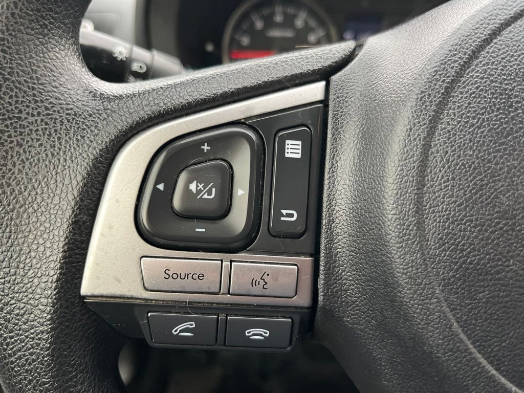Used 2017 Subaru Crosstrek 2.0i AWD/4WD image 16