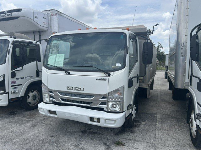 Used 2016 Isuzu NPR RWD image 8