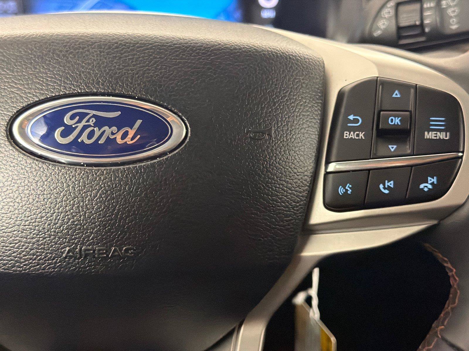 Used 2026 Ford Explorer Active RWD image 28