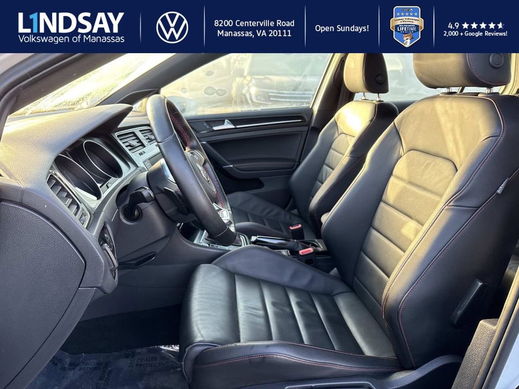Used 2017 Volkswagen GTI SE image 9
