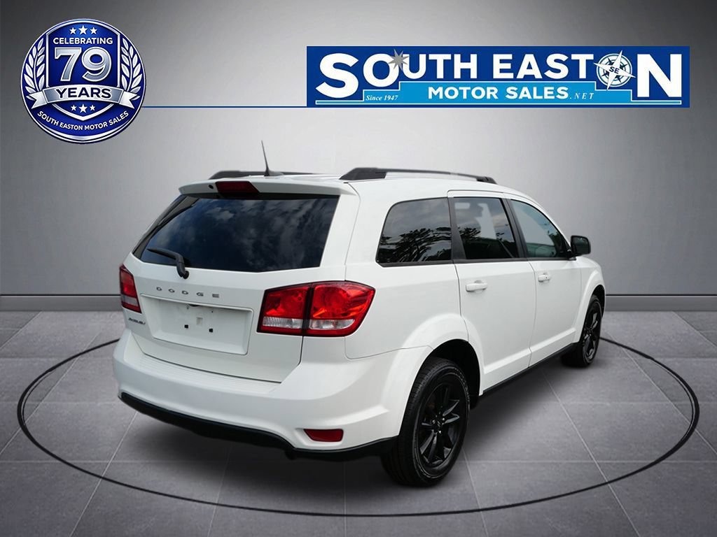 Used 2019 Dodge Journey SE w/ Connectivity Group FWD image 6