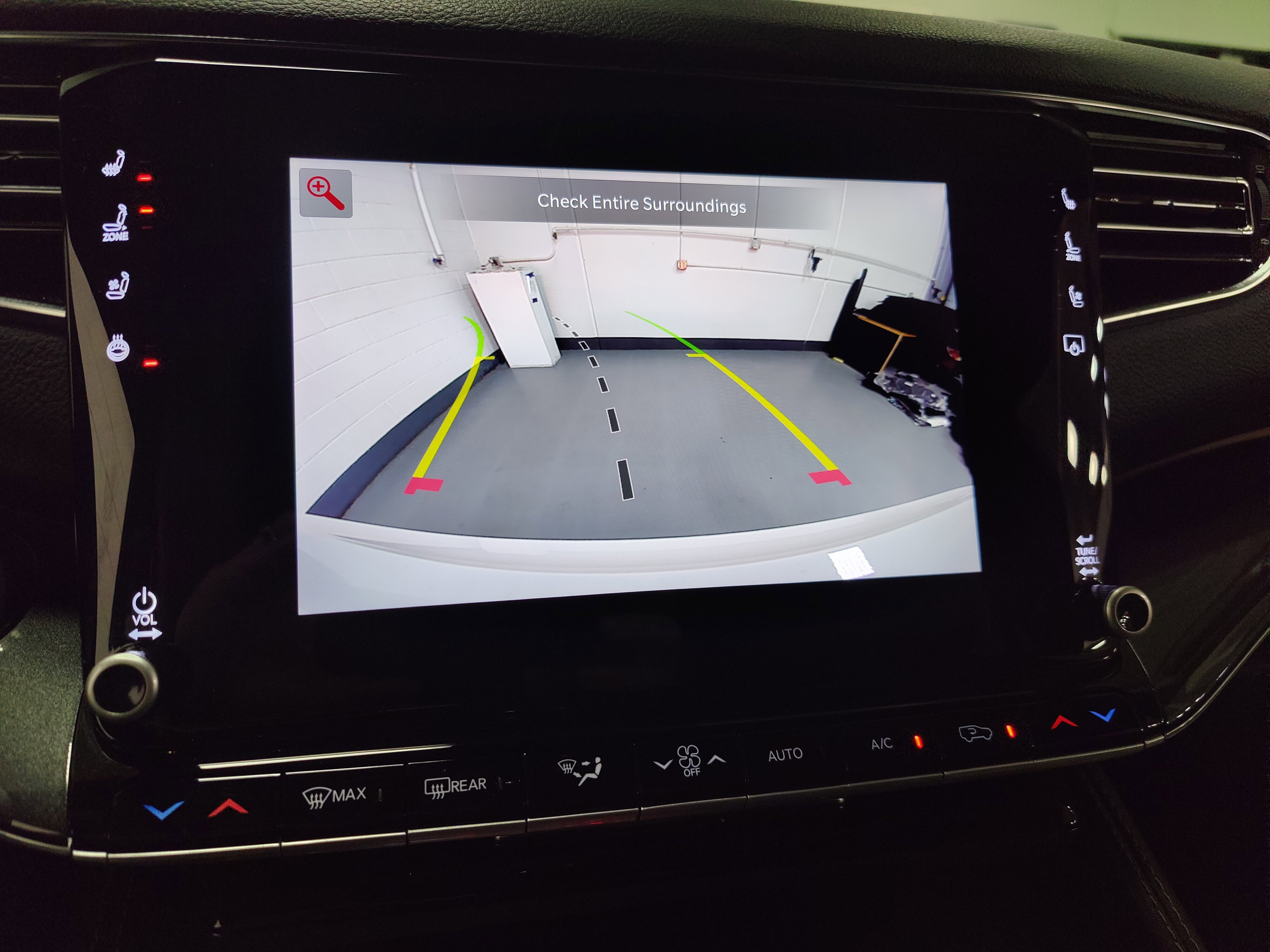 Used 2024 Jeep Wagoneer 4WD image 21