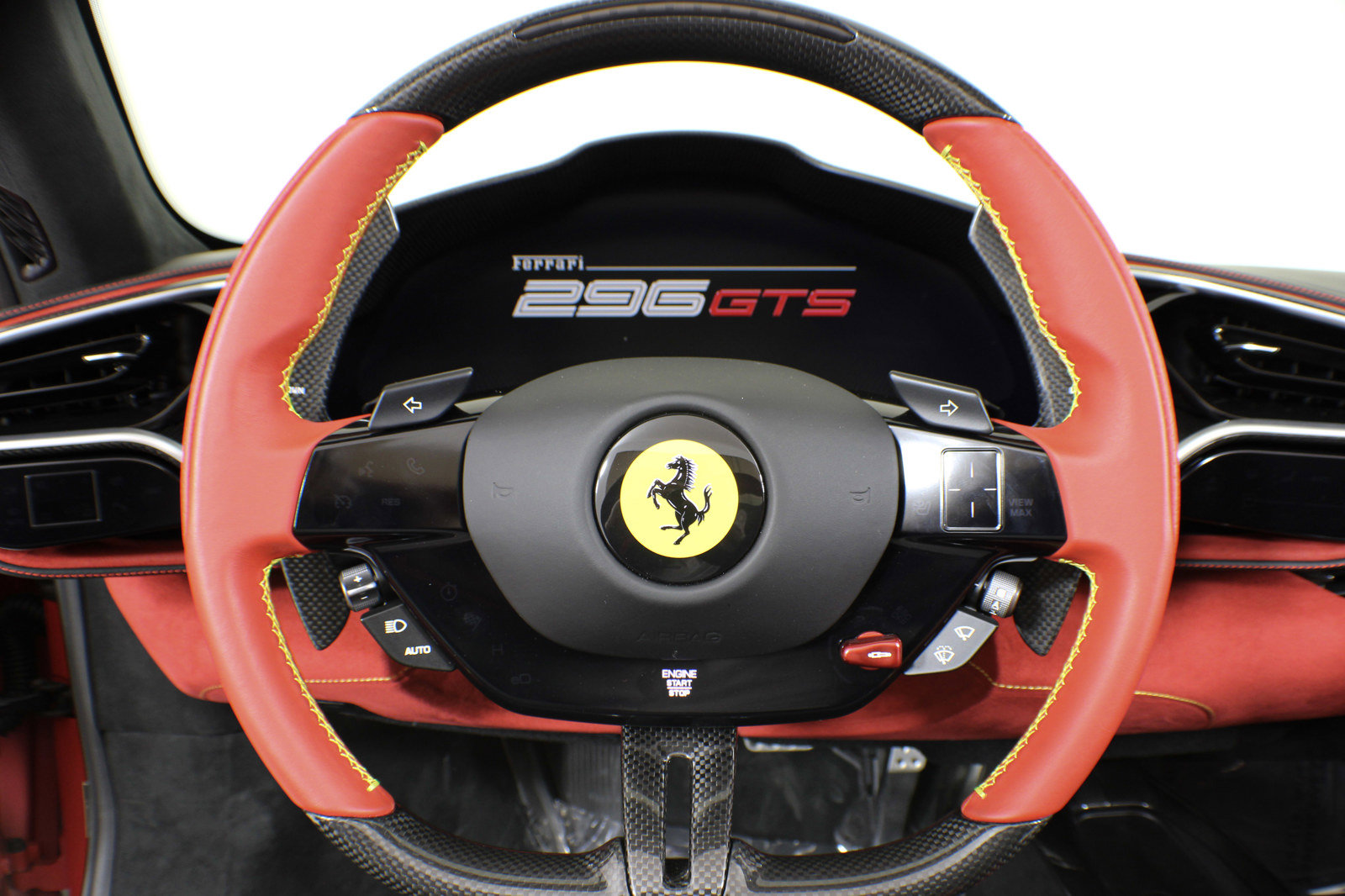 Used 2024 Ferrari 296 GTS RWD image 32