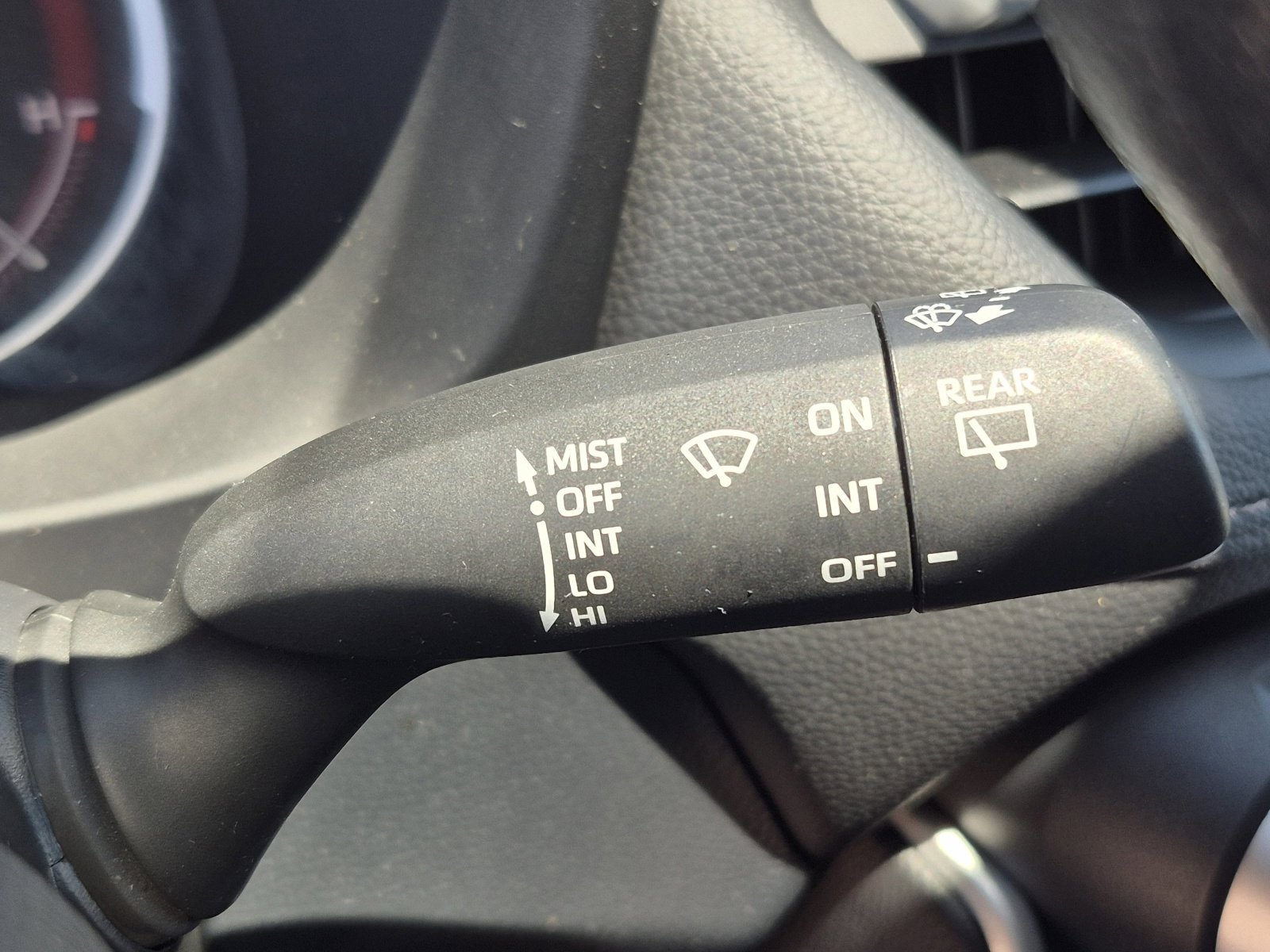 Certified 2023 Toyota RAV4 LE AWD/4WD image 33