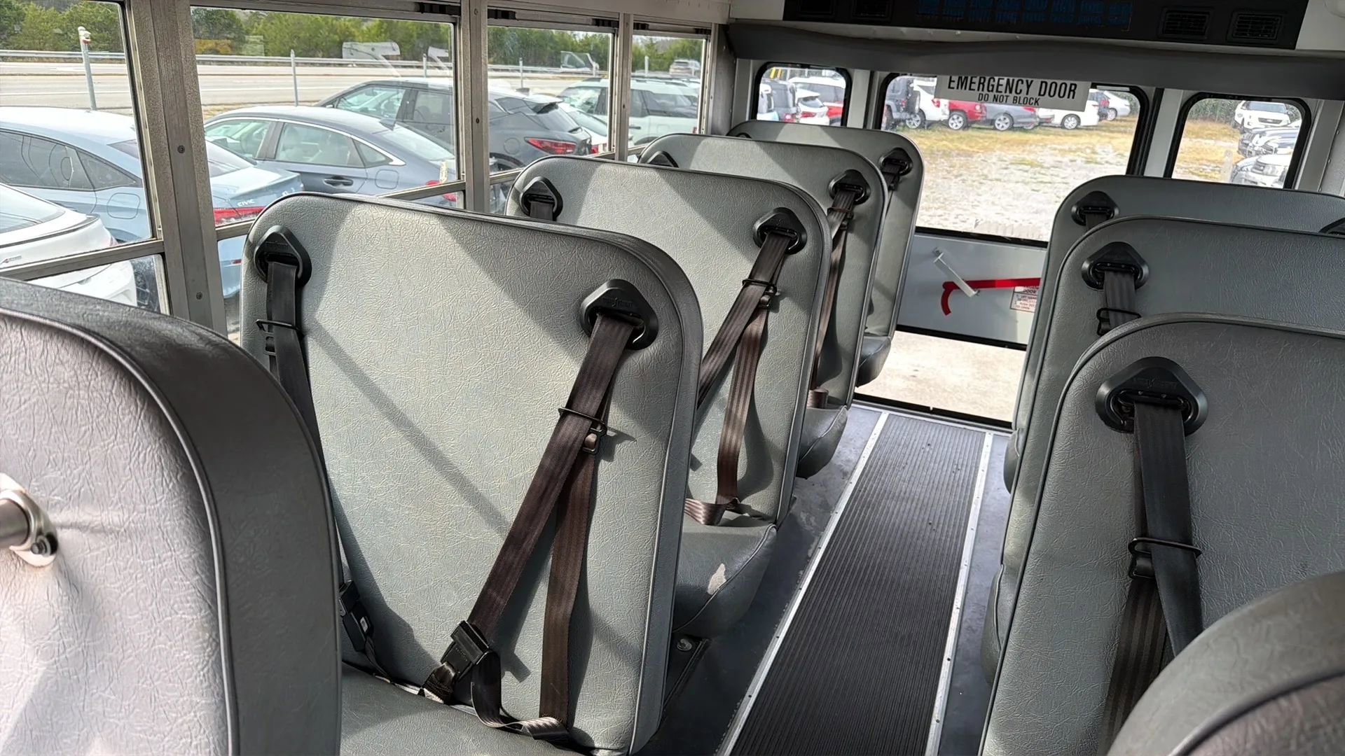 Used 2008 Chevrolet Express 3500 w/ School Bus Package image 12