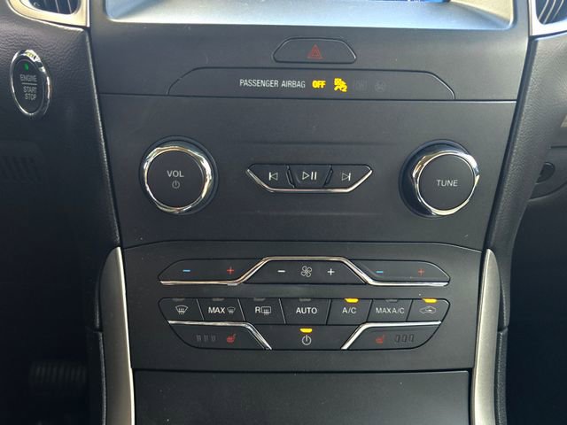 Used 2020 Ford Edge SEL w/ Convenience Package FWD image 14