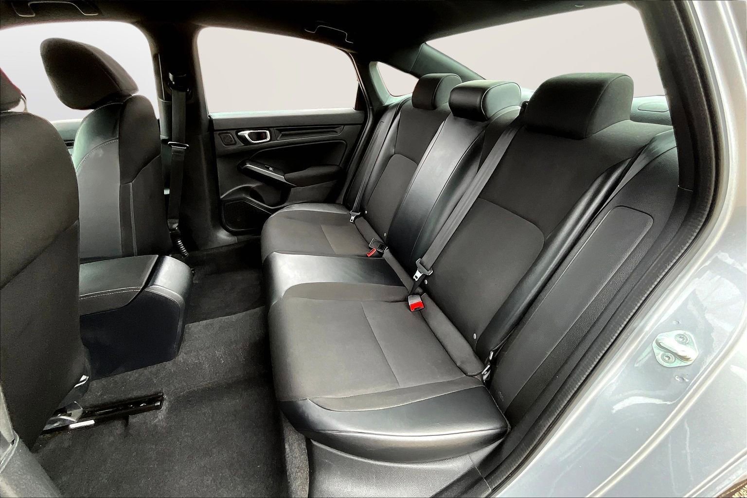 Used 2023 Honda Civic Sport image 18