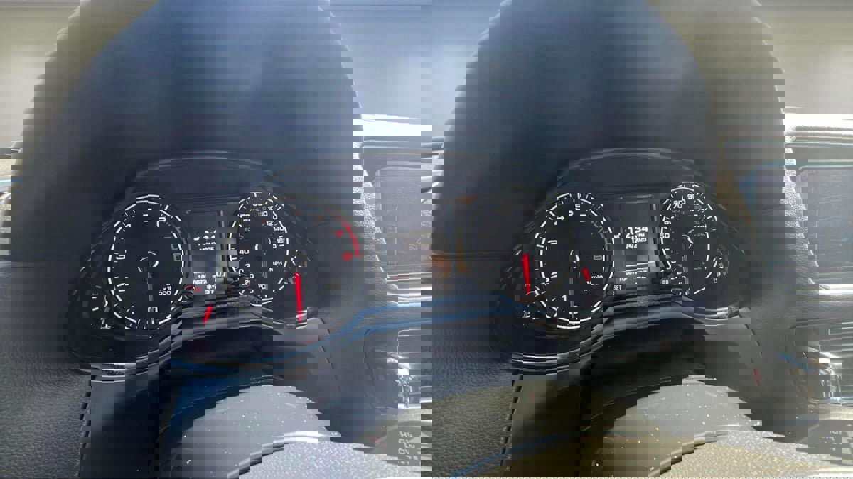 Used 2017 Audi Q5 2.0T Premium Plus w/ Technology Package image 12