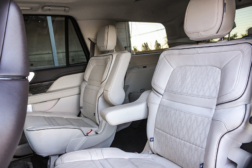 Used 2024 Lincoln Navigator Black Label AWD/4WD image 18