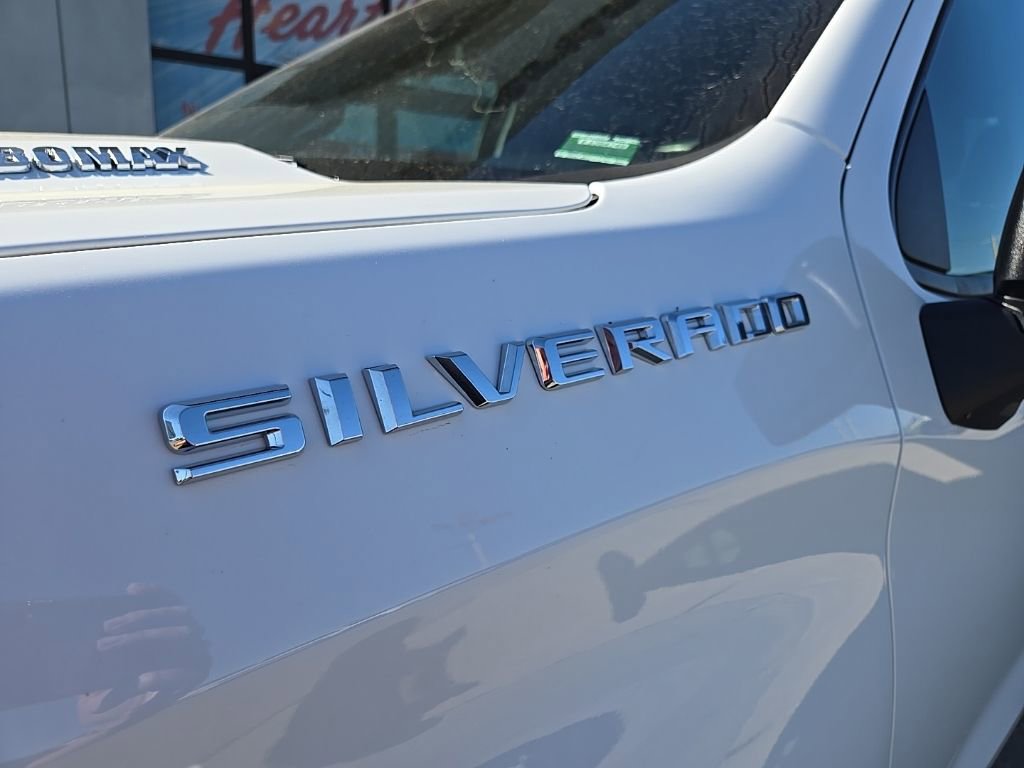 Used 2025 Chevrolet Silverado 1500 Custom AWD/4WD image 18