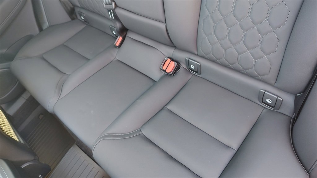 New 2026 Volvo XC60 B5 Plus w/ Climate Package image 27