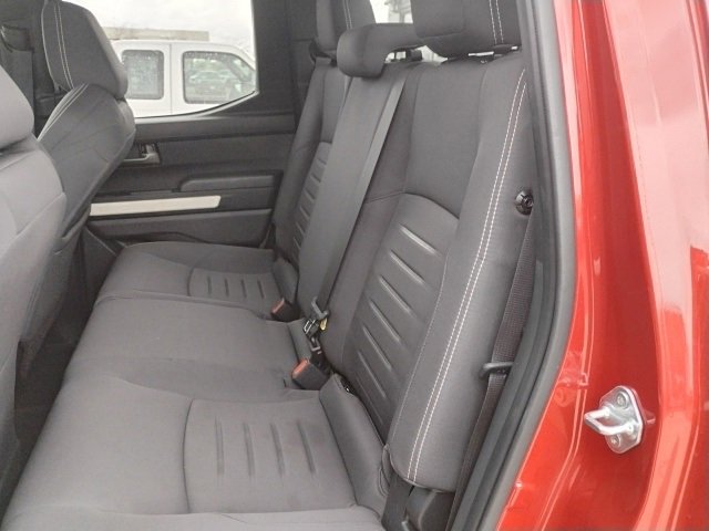 Used 2024 Toyota Tacoma TRD Off-Road image 10