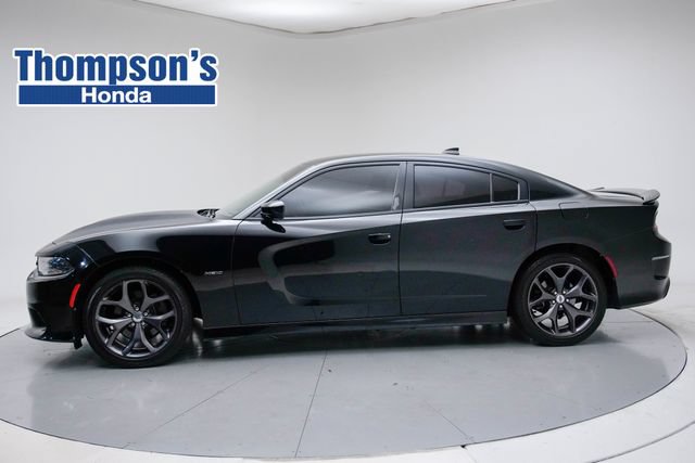 Used 2019 Dodge Charger R/T w/ Driver Confidence Group RWD image 2