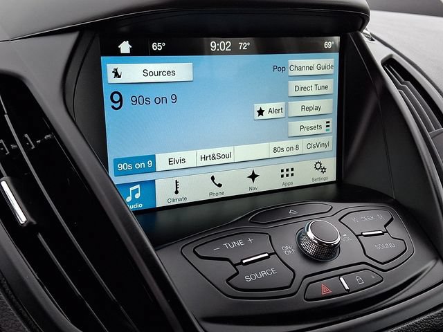 Used 2016 Ford Escape SE w/ SE Leather Comfort Package FWD image 18