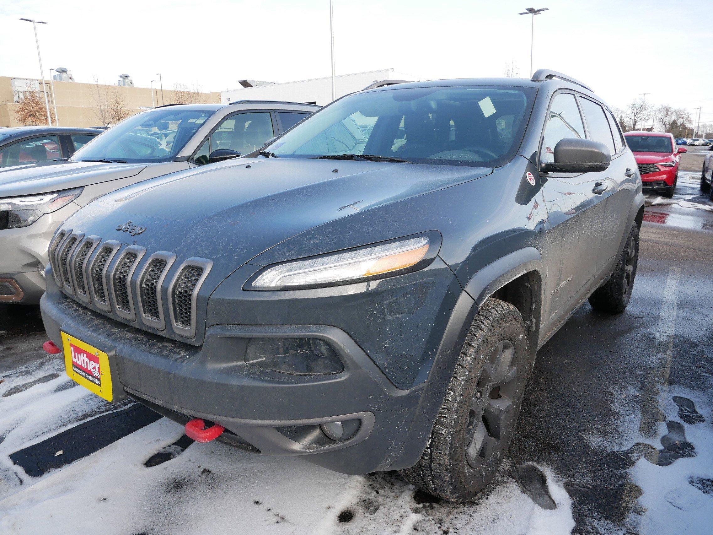 Used 2016 Jeep Cherokee Trailhawk w/ Comfort/Convenience Group image 2