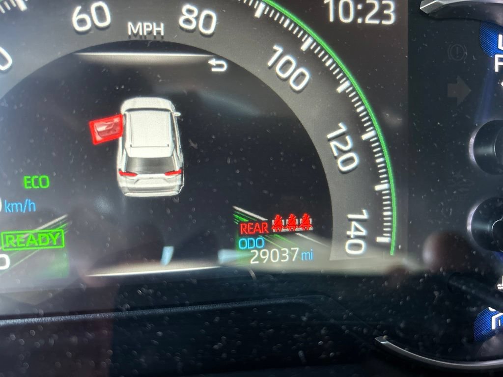 Used 2025 Toyota RAV4 LE AWD/4WD image 12