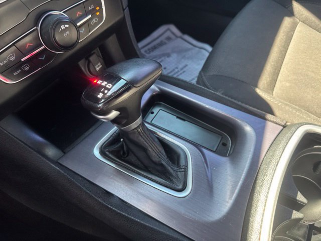 Used 2017 Dodge Charger SE RWD image 18