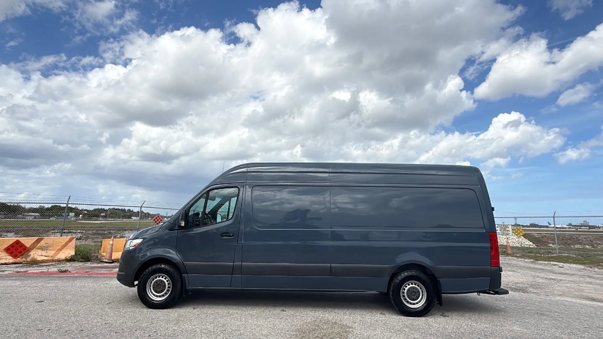 Used 2019 Mercedes-Benz Sprinter 170 image 2